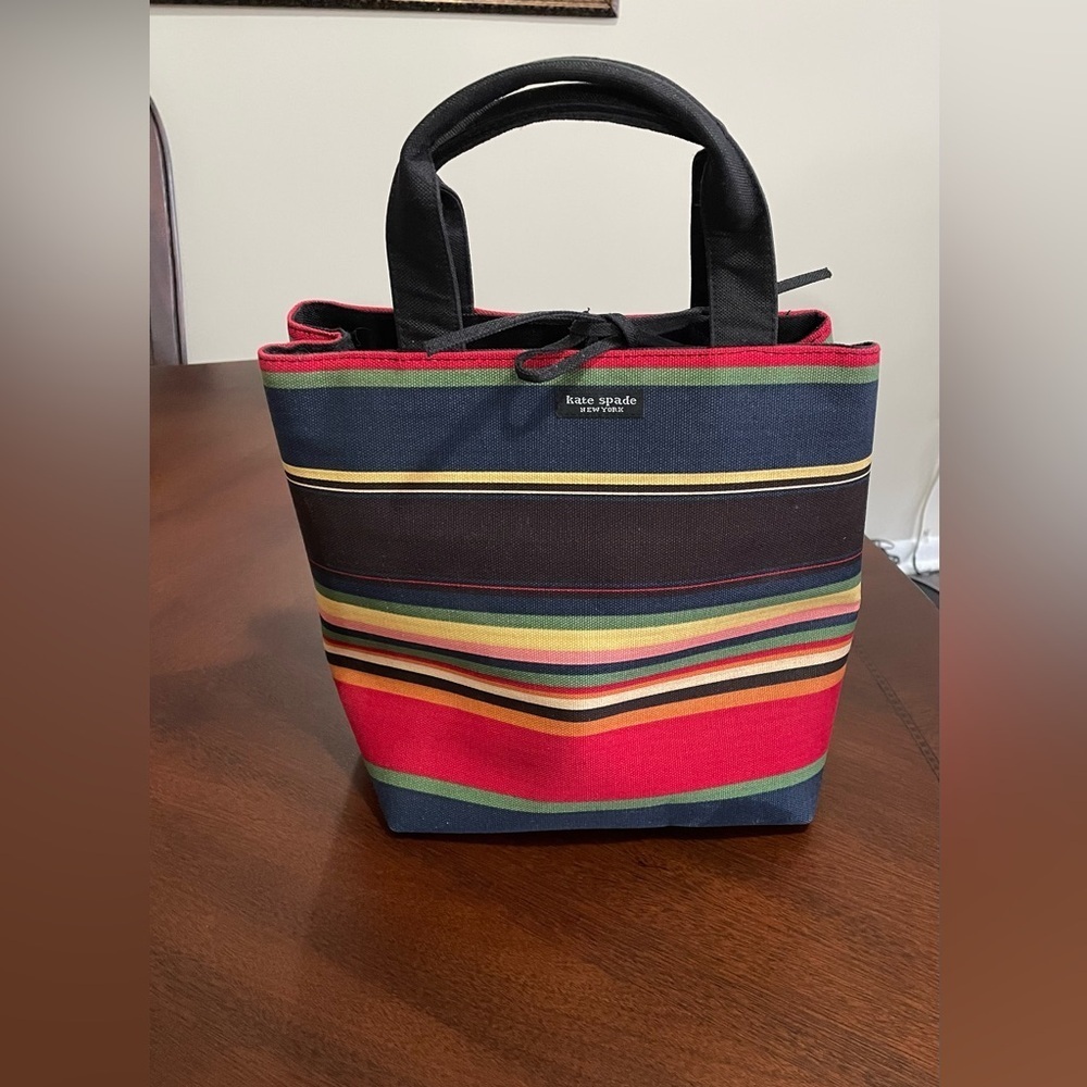 Kate Spade NY Vintage Caves tote bag multi color with leather tei closure. - Picture 1 of 7